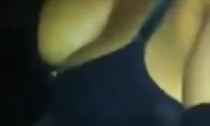 Lutka ilmaisetpornovideot makuuhuoneessa kypsä mies seksiä