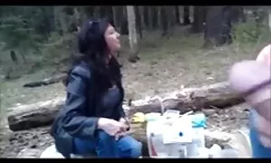 Korkeavuorenkissa vanhan naisen pillu
