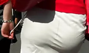 Kaunis Lele4ka pelaa lapsesi kanssa, ilmaiset homo videot ja päättyy paljastaa kipua, ja nuolee.